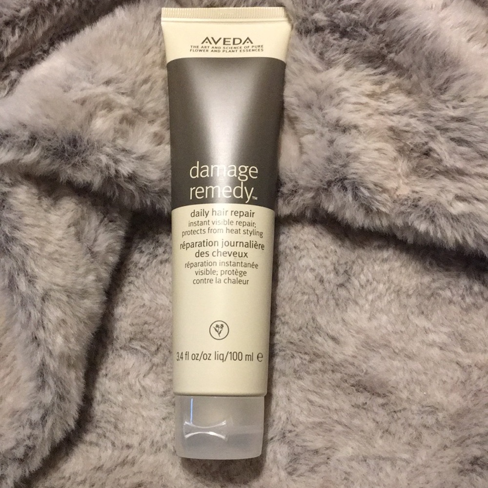 Aveda damage remedy . Daily repair for hair